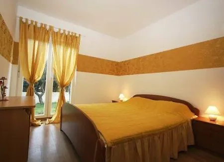 Holiday Sandra Regi بيت للعطل ميدولين