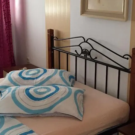 Holiday Sandra Regi بيت للعطل